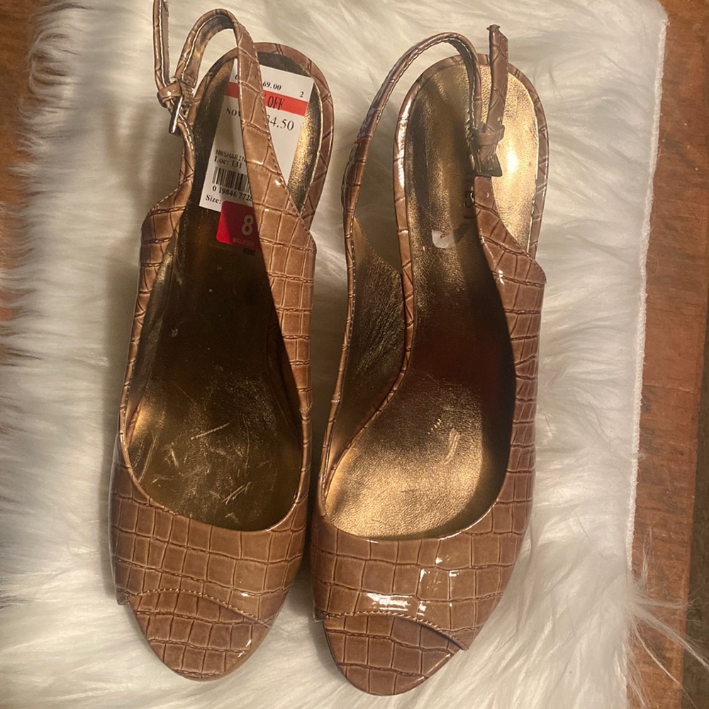 Nine West Brown Croc-Embossed Heels
